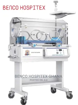 Neonatal Infant Incubator – Temperature-Controlled Intensive Care Unit for Premature Babies