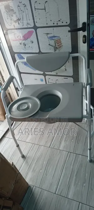 Xtra Large Commode Chair for Elderly | 3-in-1/5-in-1 | Removable Bucket | Padded Seat | Bariatric | Toilet Aid