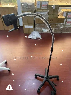 Adjustable Examination Lamp | LED | Adjustable Gooseneck | Bright Focused Beam | 360° Flexible | Clinical Use