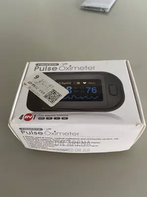 Finger Tips Pulse Oximeter