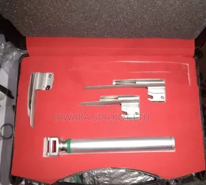 Laryngoscope Fibre Optic Miller 3 Blades SS Plastic Box