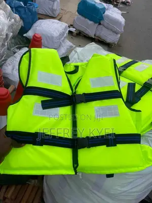 Reflective Life Jacket With Whistle | ISO 12402 | 50–150N Buoyancy | Whistle & Reflective Tape | Manual/Auto Inflate | EN ISO