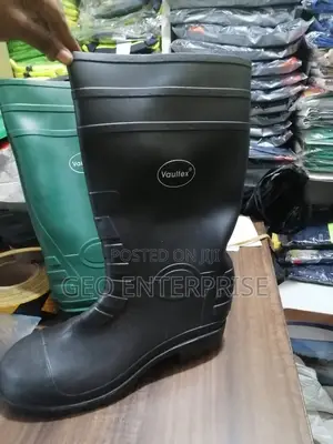 Wellington Boot – Steel-Toe Safety Boot & Puncture-Resistant Work Shoe