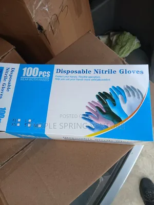 Disposable Nitrile Examination Gloves – Powder-Free, Latex-Free Protective Gloves (Bulk)