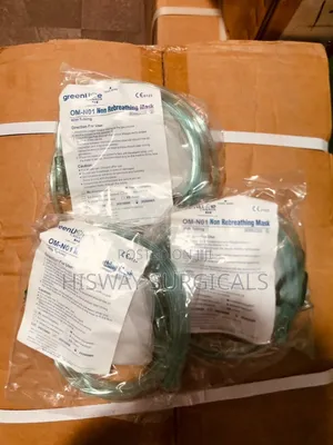 Non Rebreathing Mask | 70–100% O₂ Delivery | One-Way Valves | Reservoir Bag | Adult & Pediatric | Latex-Free