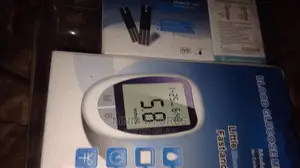 Blood Glucose Monitor/Sugar Test Kit | Fast 5-Second Results | No Coding | Micro Blood Sample | Memory | Lancets Included