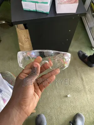 Safety Goggles/Glass | 3M/Vaultex | Polycarbonate | Anti-Fog | Anti-Scratch | Impact & Splash Resistant | EN 166