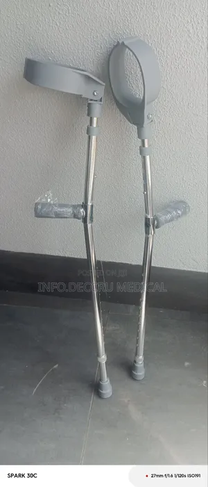 Elbow Crutches Portable – Adjustable Walking Aid – Crutches, Walking Stick & Zimmer Frame