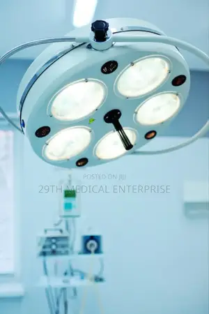 Surgical Operating Light (5 Bulb Yellow) | Professional Grade | Clinical Use | Durable | Hospital & Healthcare Ready