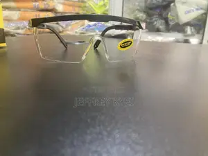 Safety Boy Plain Goggles | 3M/Vaultex | Polycarbonate | Anti-Fog | Anti-Scratch | Impact & Splash Resistant | EN 166