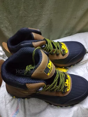 Rocklander Safety Boots.