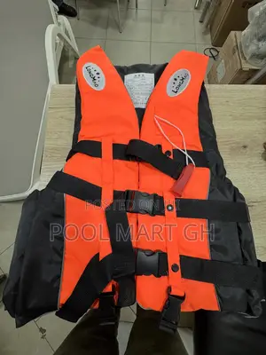 Adults’ Life Jacket With Whistle