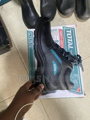 TOTAL Leather Safety Boot | Steel Toe & Plate | Anti-Slip Sole | Leather Upper | Electrical Resistant | EN ISO 20345 S3