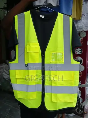 High Quality Green Reflector Vest With Pocket And Zip