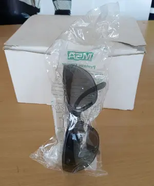 MSA Protective Eyewear- Dark | MSA V-Gard | Fast-Track Suspension | Impact-Resistant PE Shell | ANSI Z89.1 Certified