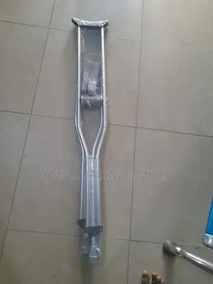 Armpit Cruches | Axillary Design | Adjustable Height | Padded Armpit Rest | Non-Slip Tip | Durable Frame