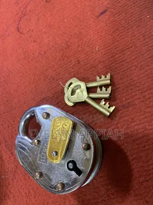 Minister Padlock 90mm | Solid Brass | Keyed-Alike / Combination | 60–100mm Shackle | Anti-Pick | Heavy-Duty