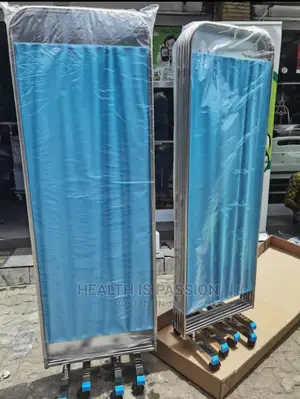 Classic Ward Screen for Hospital | Multi-Fold | Powder-Coated Steel Frame | Fabric Panels | Patient Privacy | Hospital & Clinic