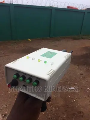 Gold And Diamond Detector | Multi-Mode | IP67 | LCD Display | Long-Range Detection | Gold/Metal/Diamond Grade