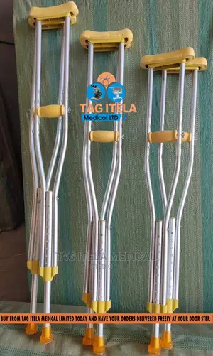 Armpit Crutches (Adjustable)