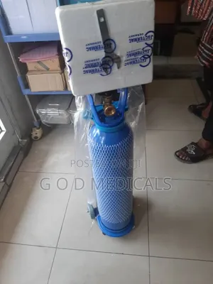 Oxygen Cylinder | Medical-Grade | Compressed O₂ | Flow Meter Compatible | Hospital & Home Care