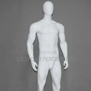 Male White Muscular Mannequins