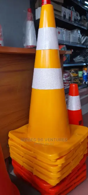 Rubber Traffic Cone/Caution Cone/Yellow