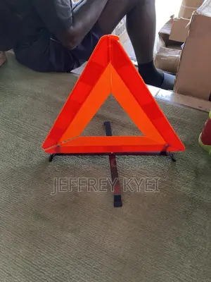 Single Reflective Triangle