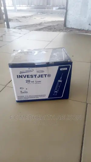 Surgical Gloves 20m – Disposable Nitrile, Vinyl & Latex Medical Examination Gloves