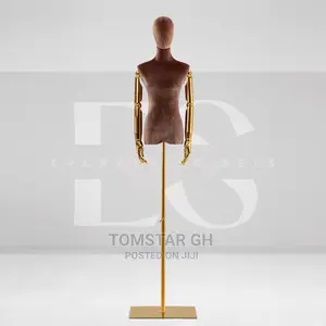Mannequins – Retail Display Mannequin – Female, Male, BBL, Kids & Dress Form