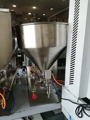 Filling Machine | Food-Grade 304 Stainless | 250–500ml Fill Volume | Honey / Drinks / Liquid Soap | Packaging Grade