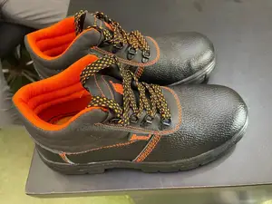 Safety Bwaterproof Safety Shoes With Toe Protection | Steel/Composite Toe | Anti-Slip | Waterproof | Comfort Lining | All Sizes | EN ISO 20345