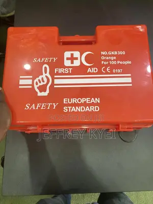 (100 People) First Aid Box