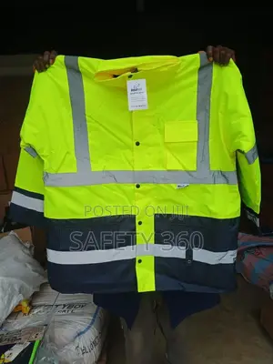 Cold-room Jacket | 228 Taslan Mesh Lining | 5000mmH2O Waterproof | Hi-Vis | Multi-Pocket | EN 343 Grade
