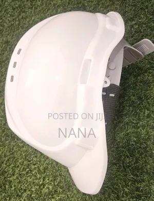 Safety Helmet | PE Shell with Vents | 8-Point Ratchet Suspension | Chin Strap | 330g | EN 397 Certified