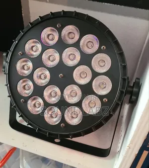 18 Par Led Light RGBW (Flat) | RGBW 4-in-1 LEDs | DMX512 | Sound-Activated | Aluminium Housing | Stage & DJ Grade