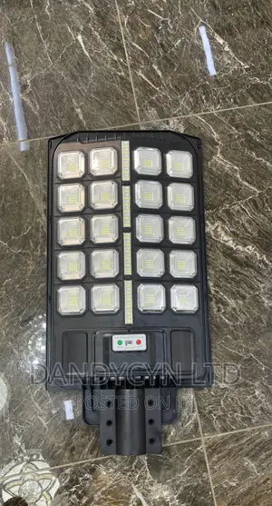 Solar Street Light 400watts | IP65 Weatherproof | Radar Motion Sensor | Lithium Battery | Auto On/Off | Solar Street Grade | Fairly Used – Inspected & Working