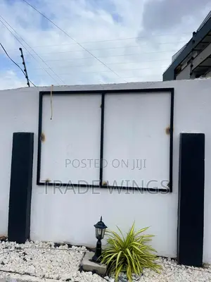 Wall Support for Posters and Banners | Wall-Mount | Adjustable | Poster & Banner Compatible | Exhibition Grade