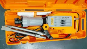 1700-Watt Demolition Breaker With 1pcs Chisel Included - Pdb170068 | Demolition Breaker | 1300W–2200W | 15–50J Impact Energy | HEX / SDS-Max Chuck | Anti-Vibration Handle