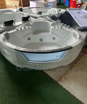 Jacuzzi Bath Triangular Jacu