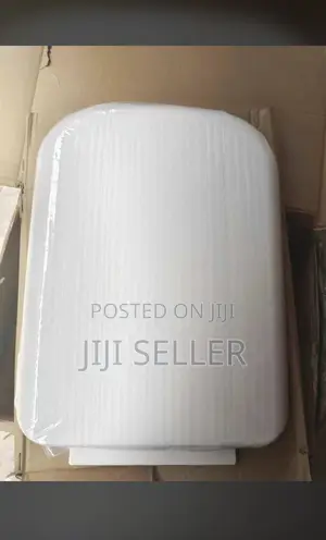 Square Seat Cover | Ceramic Glaze | P & S Trap Options | Dual Flush / Press Top | UK / Italian Standard | 10+ Year Durability