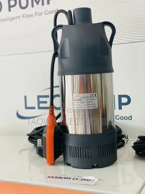 Leo XKS-900s Submersible 1.2hp Water Pump