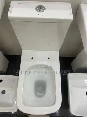 Twyford Square Water Closet