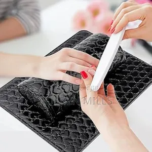 Pedicure Salon Tool Hand Arm Rest Cushion for Nail Polishing