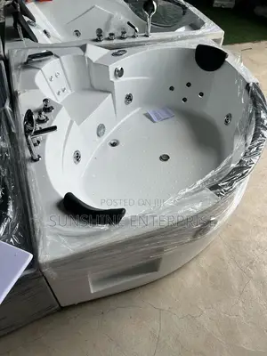 Corner Jacuzzi With Bluetooth And Light | Acrylic / Fibreglass / Cast Iron | Hydrotherapy Jets | LED & Bluetooth Options | P-Trap Waste Included