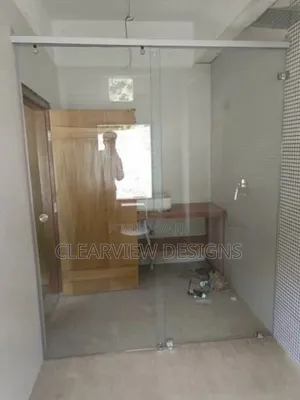 Tempered Glass Shower Enclosure / Cubicle