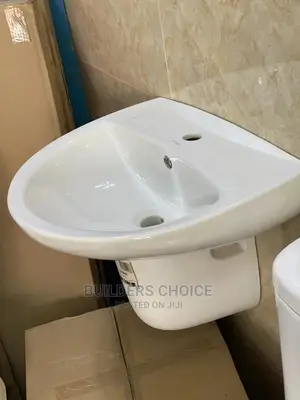 Twyford Hanging Wash Basin