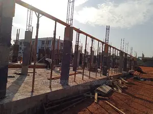 Decking Formwork/Steel Decking/Woods/Props/Scaffold/Pillars