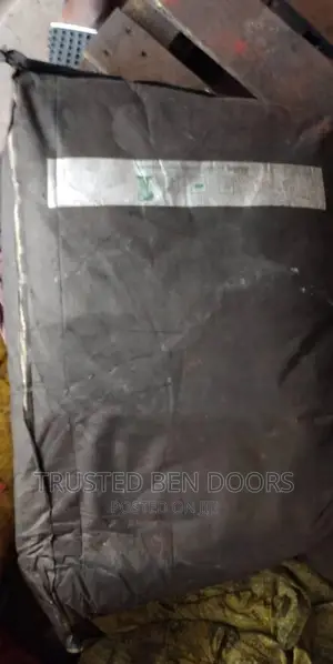 Black Iron Oxide Pigment For All Coloring Works | Premium Quality | Interior & Exterior Use | High Coverage | Weatherproof & Washable | Used – Inspected & Good Condition