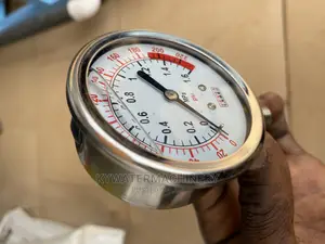 Pressure Gauge for Sale | Auto On/Off | Dry-Run Protection | 10-Bar Rated | Compatible with All Surface & Borehole Pumps